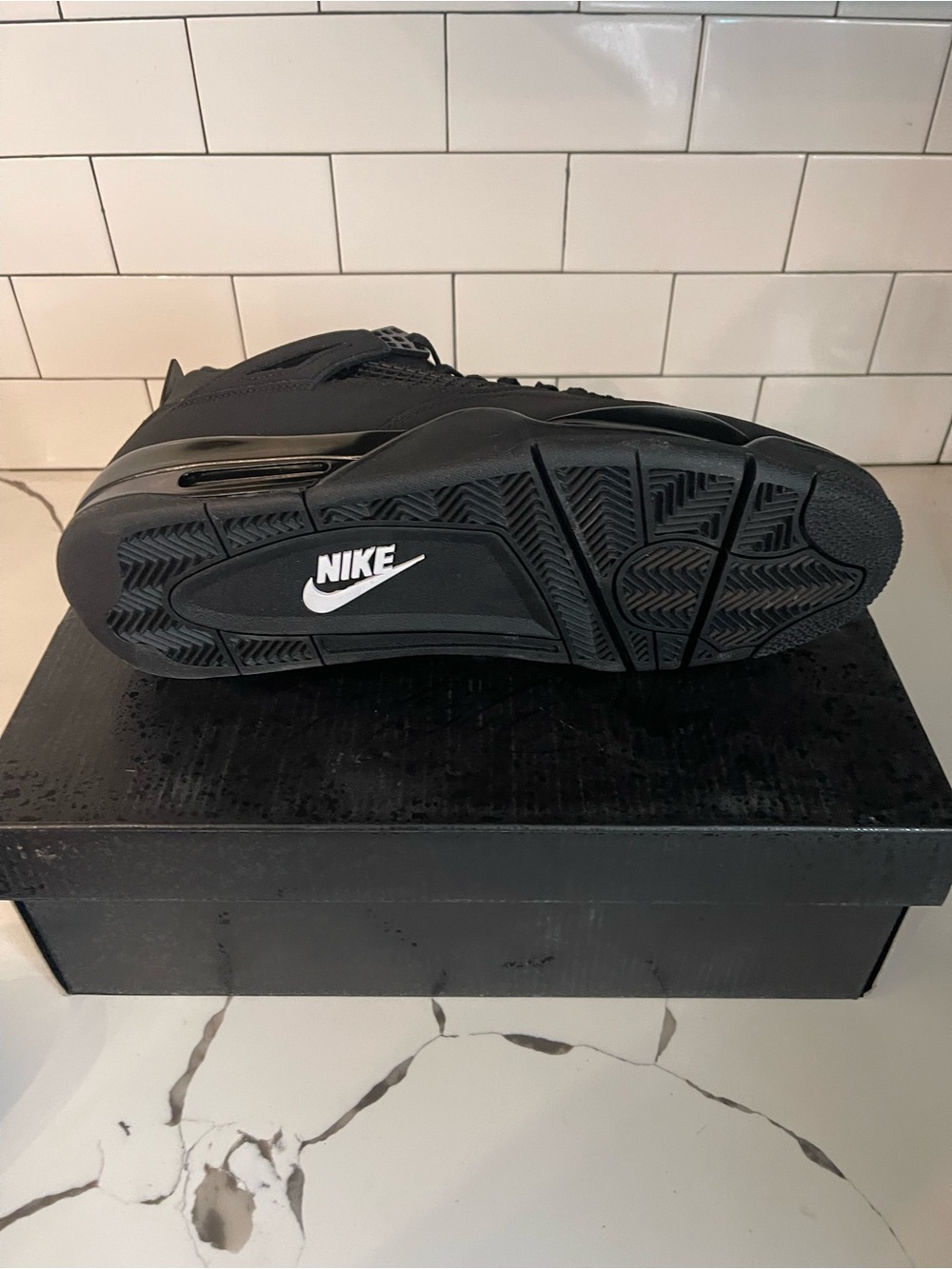 Men’s Retro 4 Black Cat 2025 Size 14. - Picture 4 of 8